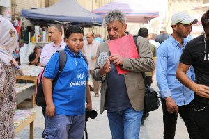 Mutanabbi-Straße: Ein Junge, der Fotograf werden möchte